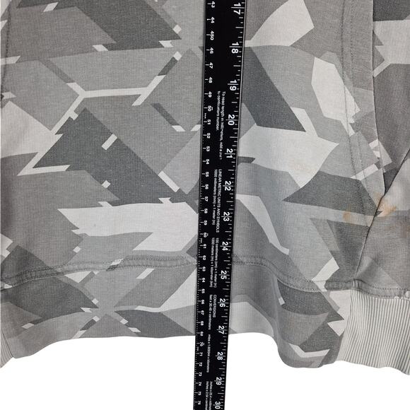 Gymshark Hoodie Medium Camo Athleisure Athletic Sweatshirt Gym Workout Sporty - Picture 7 of 8